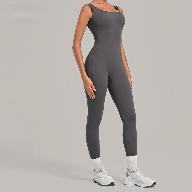 Yoga jumpsuit met diepe ruguit - Yoga Fitness Jumpsuit recensie en prijs